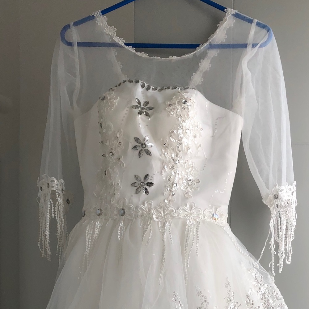 wedding dress